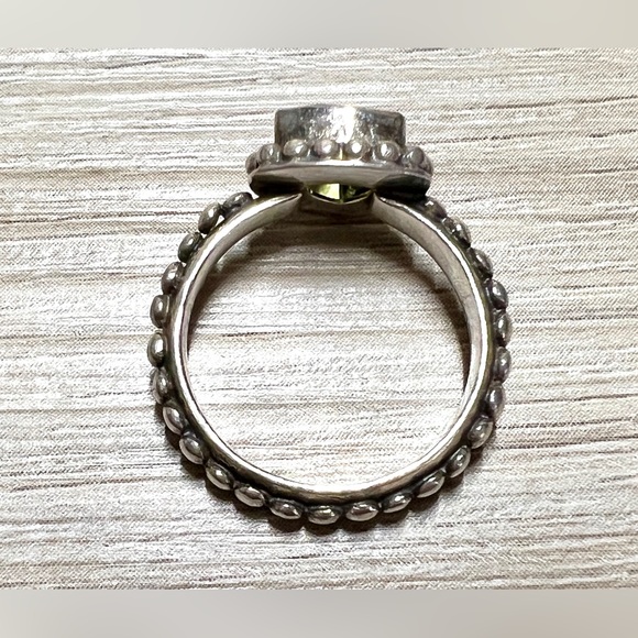 Vintage Handmade Designer Signed Sterling Silver Dotted Peridot Band Ring,Size 6 - Picture 6 of 12
